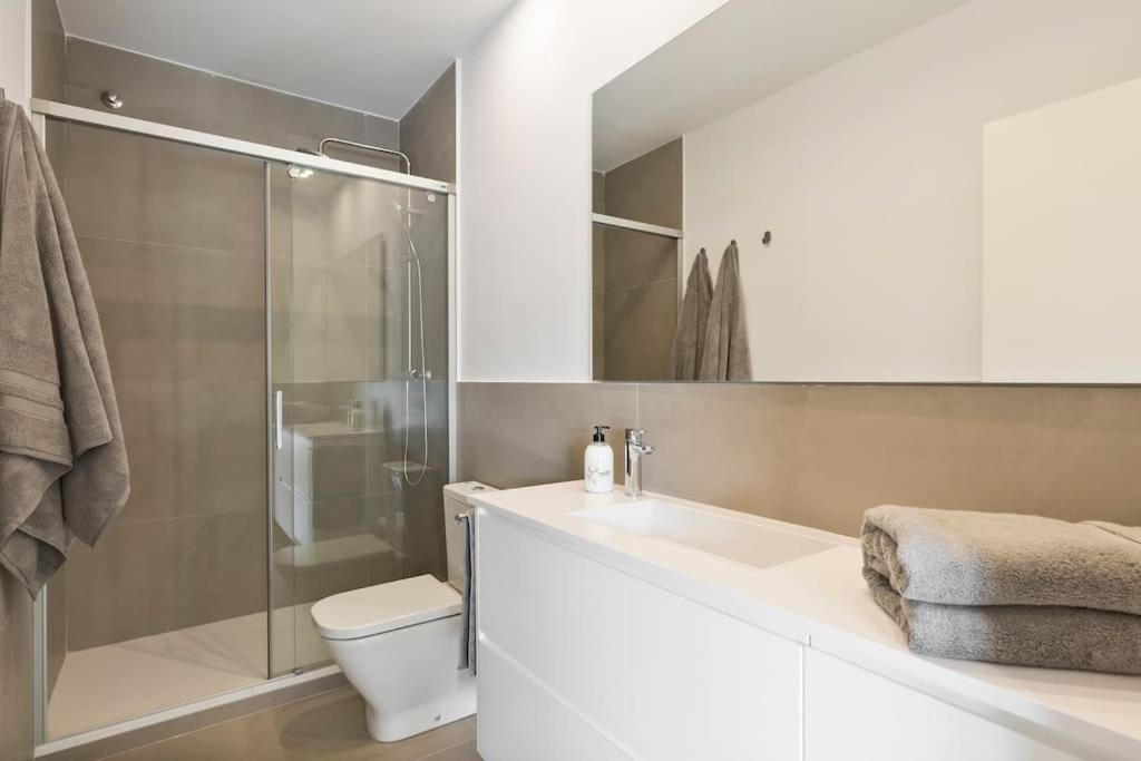Modern And Bright Well Located In Gracia Apartament Barcelona